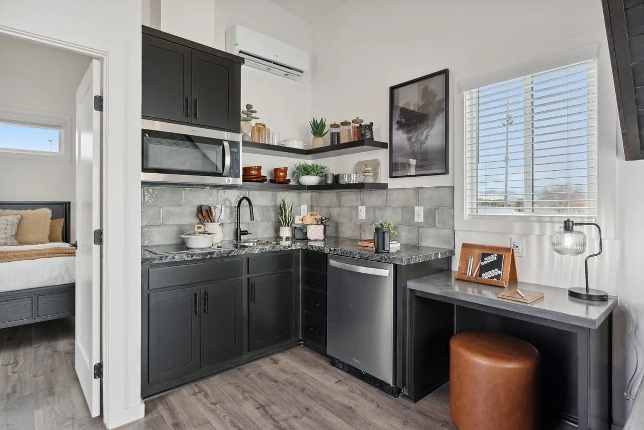 Ata-01 kitchen home features