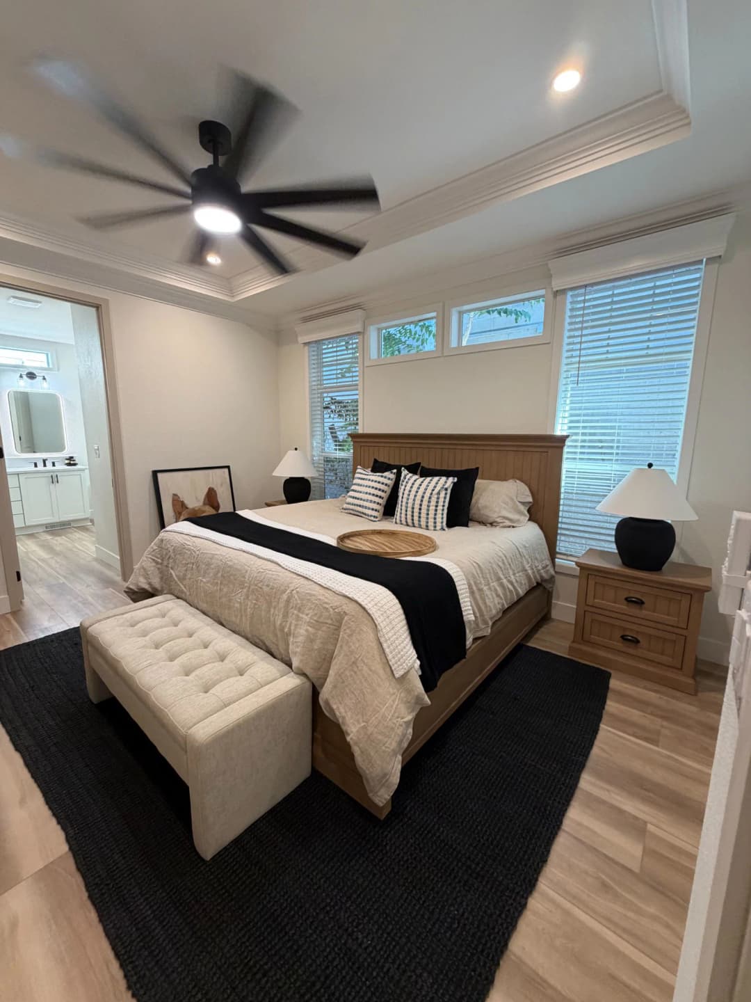 Roberto bedroom home features