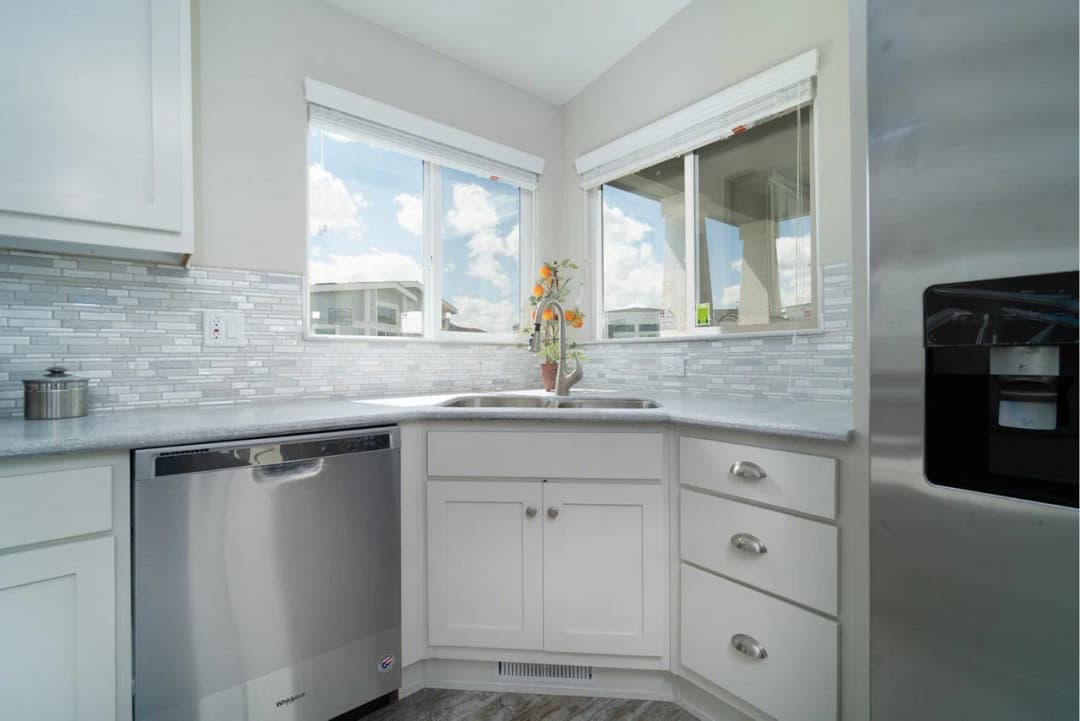 Amber cove k605ct kitchen home features