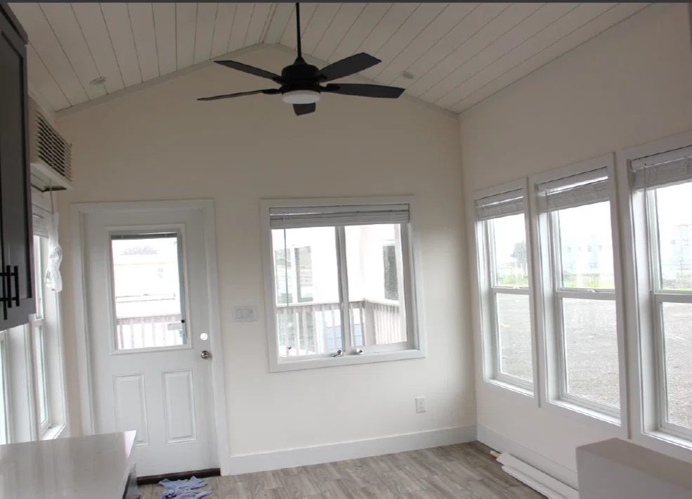 San jacinto athens park interior home features