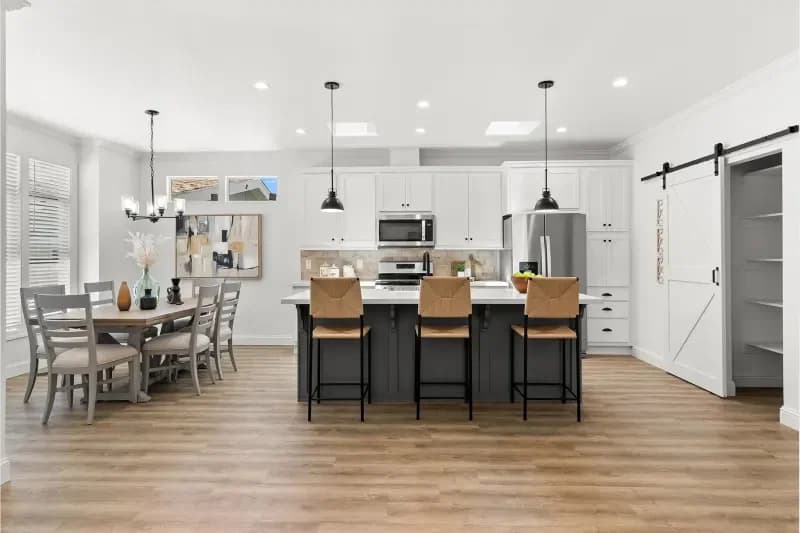 Sunset ridge-k596g hero and interior home features