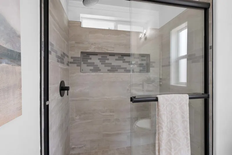 Bd 04 (4424) bathroom home features