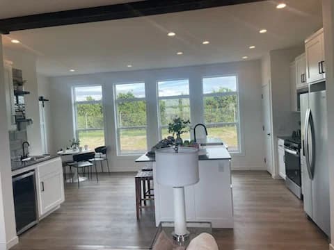 Kritzer kitchen home features