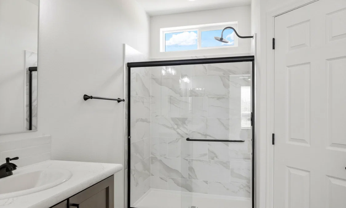 Limited series-28564a bathroom home features