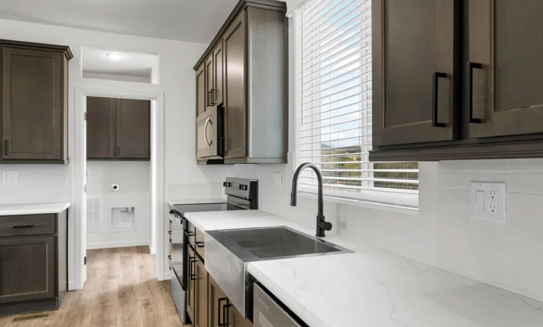 Limited series-28564a kitchen home features