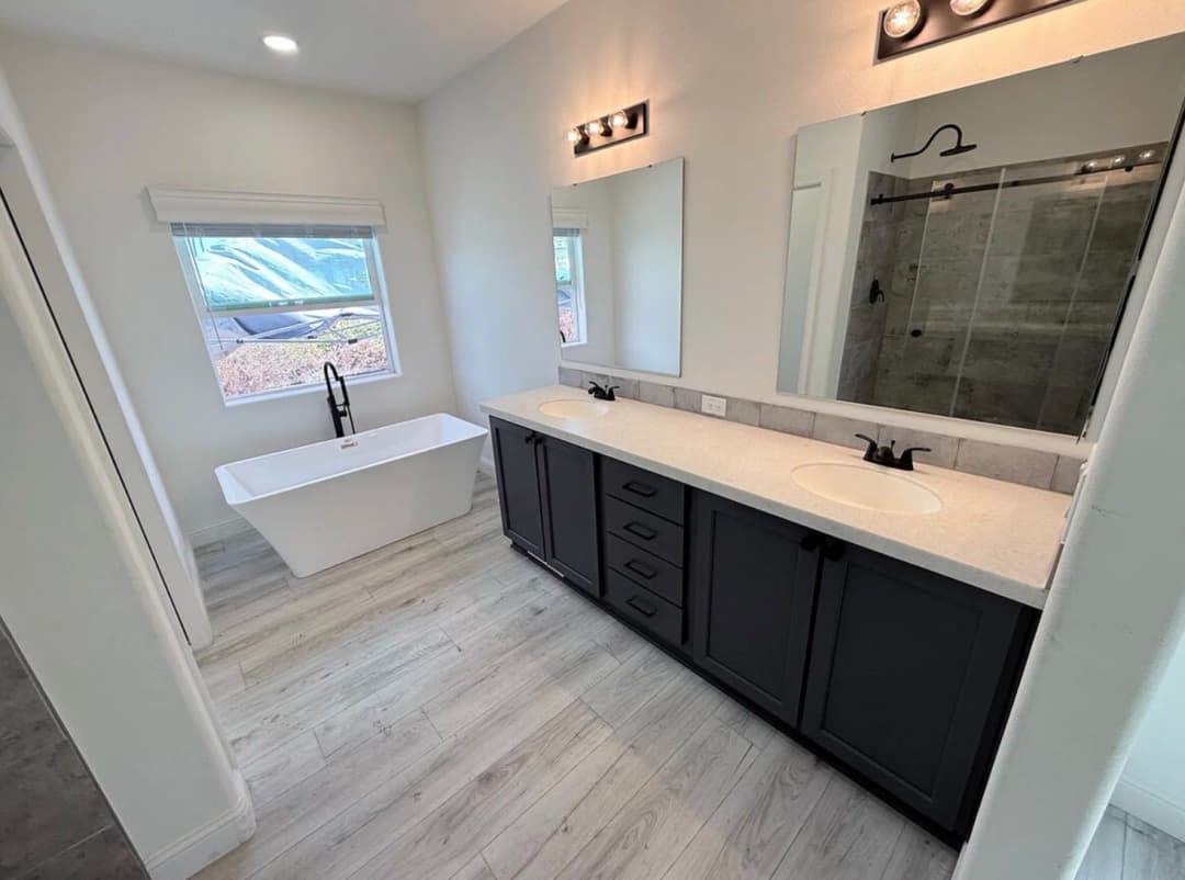 Rise 28583r bathroom, interior, and hero home features